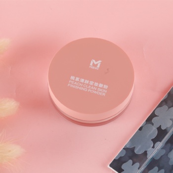 如何挑选一款适合自己的定妆散粉呢