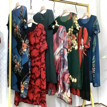 服装折扣批发四季新款服装 【伊莲依绣】【缘紫依】21夏连衣裙简约高端品牌货到付款