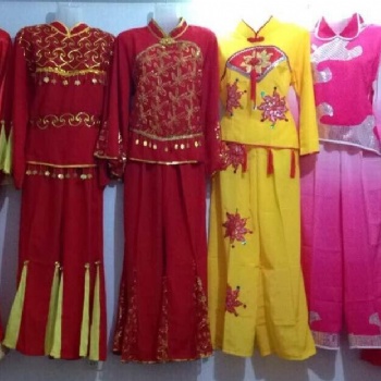 哈尔滨LU01专业批发秧歌服装秧歌用品大鼓小鼓扇子手绢