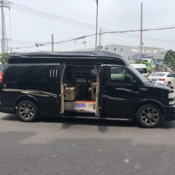 上海租GMC保姆车 租赁GMC保姆车 GMC房车租车价格