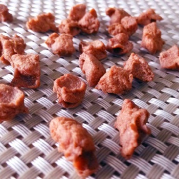 植物基人造肉粒酥肉里牛肉酱肉粒五谷千丝肉
