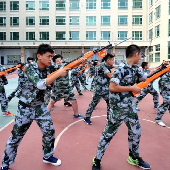 做智慧家长是不是要报名夏令营