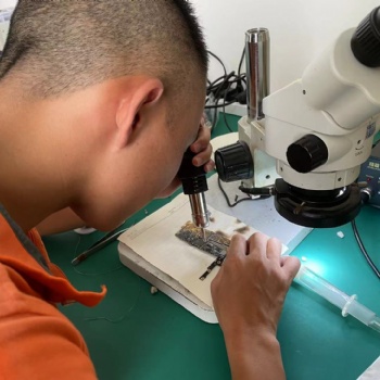 南昌找工作不如学手艺学手机维修月入上万