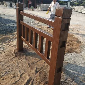 户外景区防护栏杆，美丽乡村仿木栏杆的安装，仿木栏杆的特点