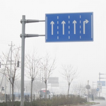 路美交通标志实体供应商