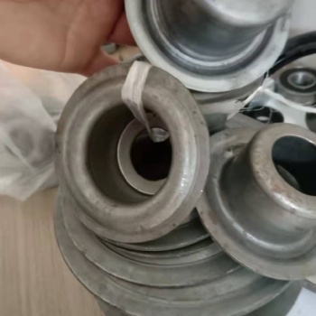 皮带机铁皮托辊用轴承座