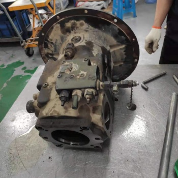 维修力士乐A11VLO190油泵