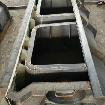箱型砌块挡墙模具经久耐磨，预制生态砌块模具现货出售