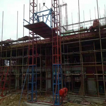 衡水冀州区九通牌可备案龙门架生产厂家=建筑施工用的升降机