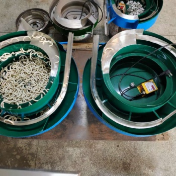 振动盘厂家直营电子连接器电子元气件自动送料机