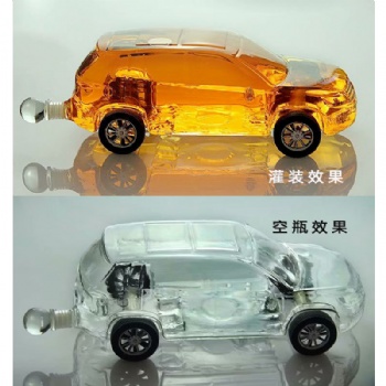 河间华企生产异形汽车造型醒酒器玻璃工艺泡酒瓶摆件1000ml