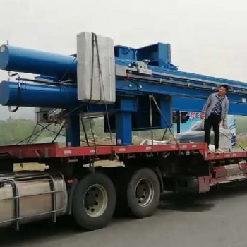 承包沙场污水生产运营，带设备带药剂带人工上门压泥，污水零排放