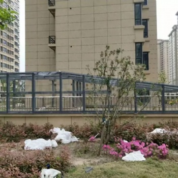 成都秀朗阳台雨棚膜结构，绵阳雨棚，眉山雨棚，乐山雨棚，宜宾雨棚，资阳雨棚膜结构安装