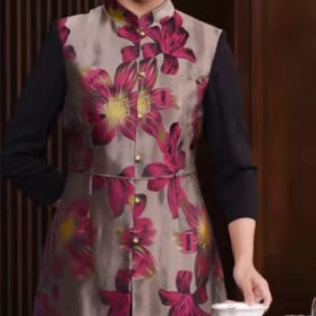 无锡君来服饰有限公司专业定做酒店工作服西服职业装，欢迎来电咨询