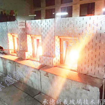 设计建造6吨无铅水晶玻璃电熔炉