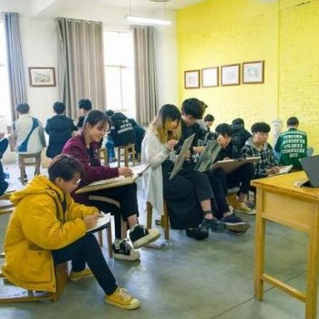2022秋季大宅建造与设计大专班招生了-签协议包就业保薪资