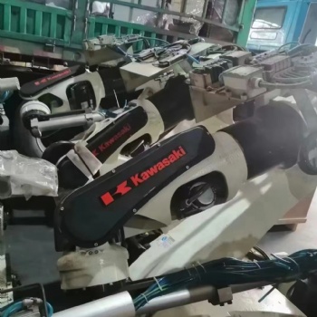 供应川崎BT200L,焊接机器人，二手机器人，码垛机器人，上下料机器人