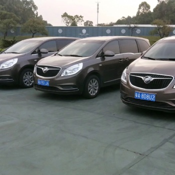 广州租车MPV7-18座商务车白云机场接待单程往返接送租车服务