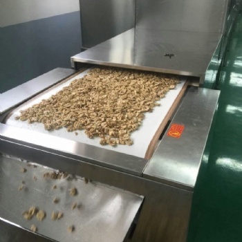 核桃仁微波烘烤设备,坚果烘烤熟化设备