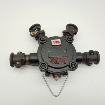 煤矿用防爆接线盒BHD2-40/660380-4T通低压接线端子
