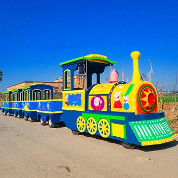 自称一道亮丽风景线_跨骑式网红轨道观光小火车_景区代步工具