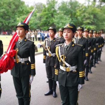 国旗护卫队实训服作训服仪仗队服礼宾服作战服军训服抢刀道具