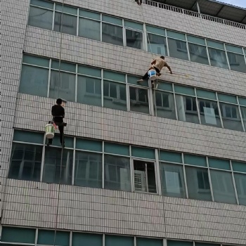 广东遂溪县外墙防水补漏 楼顶防水堵漏