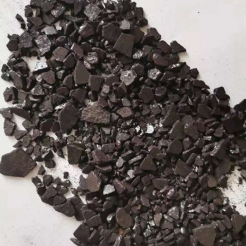 泽浩化工出售片状石油沥青，橡胶油漆均可用