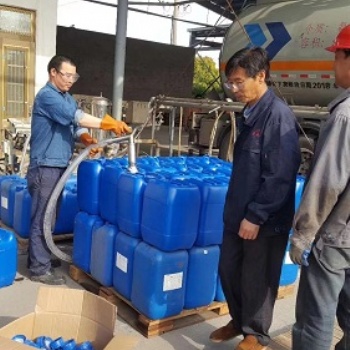 化工助剂液体定量灌装设备
