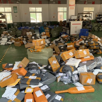 中国至加拿大海运专线，衣服食品集运到加拿大