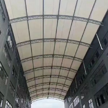 厂家供应膜布加工自动裁剪机PVC,PVDF材质质保15年