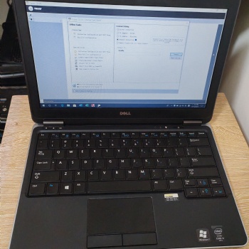 特灵UC800软件 trane维修调试软件