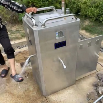 手机扫码按压式自主冲脚