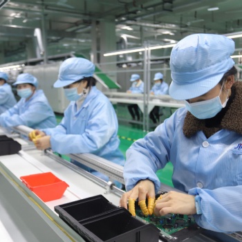 PCBA包工包料价格核算的七点因素 汽车车窗智能控制器